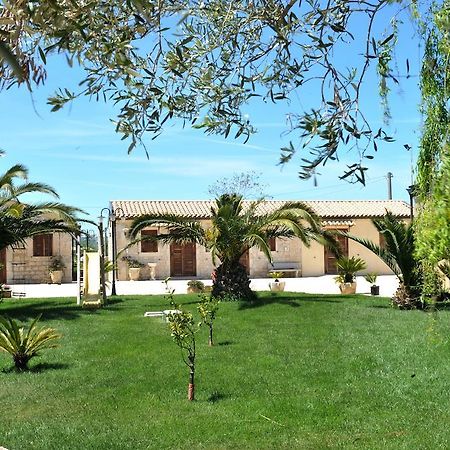 Oasi Di Cava Ispica Villa Pietre Nere San Zagaria Exterior photo